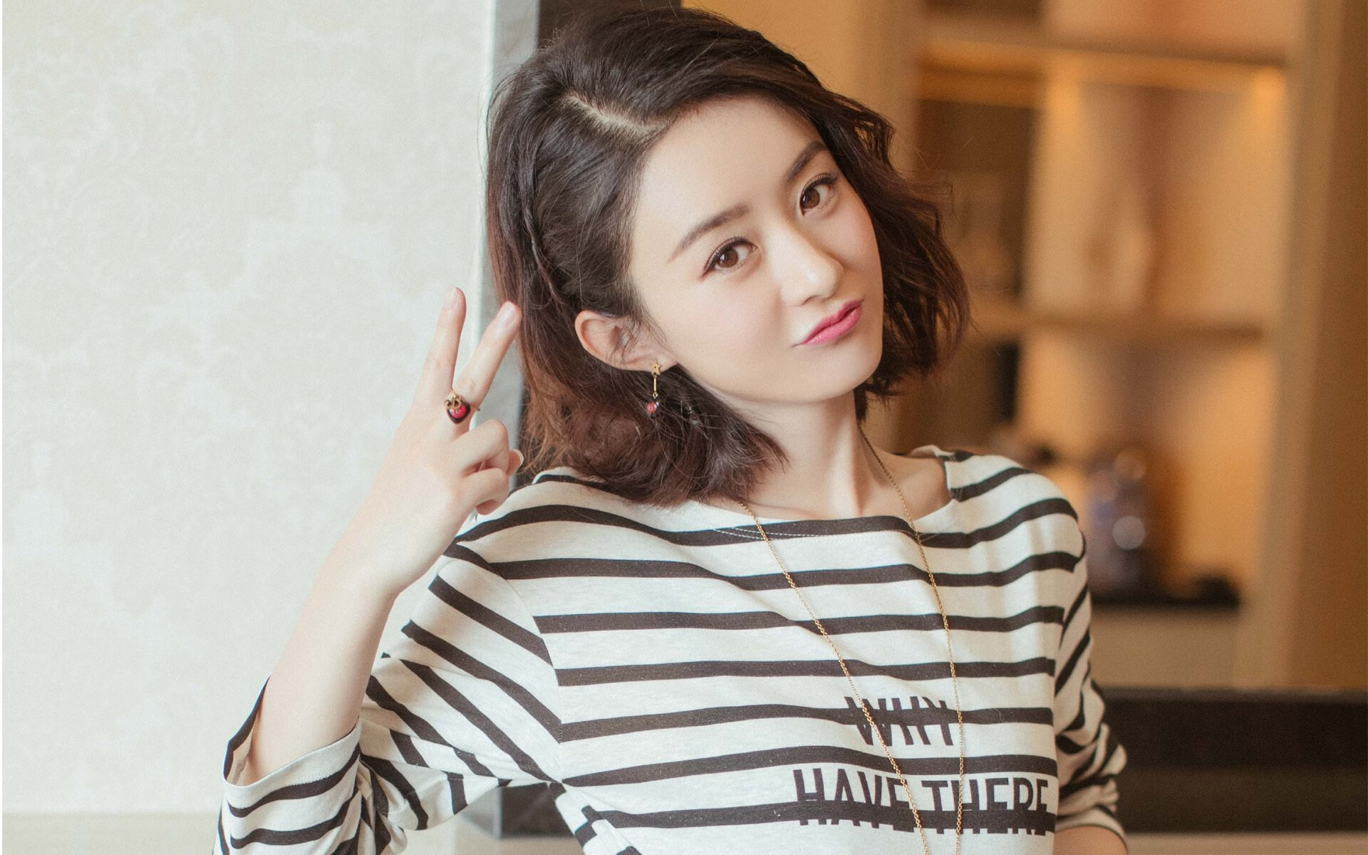 “逆转追击!比赛尾声两队拼到最后一棒,精彩纷呈”,逆转的比赛