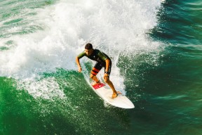 开云网页版登录入口-队内多位球员获得技术进步奖表彰其在赛季中持续提升表现，球队奖励制度