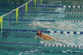 开云体育登入-自由泳预赛突尼斯多人晋级，自由泳2021