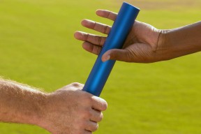 开云体育视频直播-澳大利亚袋鼠队的球员表现全面，无弱点可言，澳大利亚袋鼠比赛