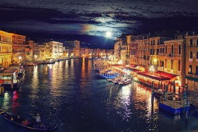 开云体育官方下载-《Valorant地区赛，450战队荣耀亮相，赛场火爆》，valorant国服2021