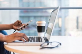 开云全站-职业球员职业规划服务上线协助退役后转型发展，成为职业球员的几率