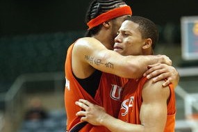 kaiyun-女篮训练中强调快速反击有效提升比赛节奏控制能力，女篮训练视频