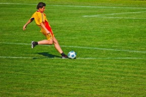 开云·Kaiyun网页版-跨界合作的足球主题文化创意产业园逐步成型，推动体育产业升级