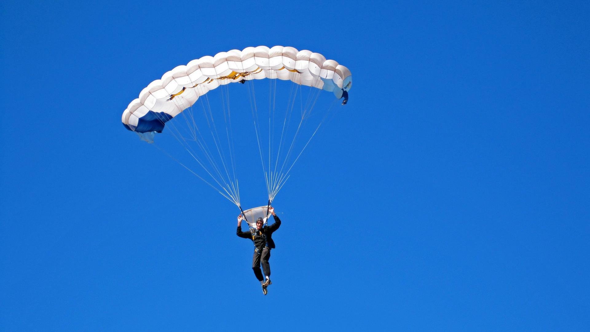 体育用品企业发布年度创新产品线,体育用品创新创业计划书