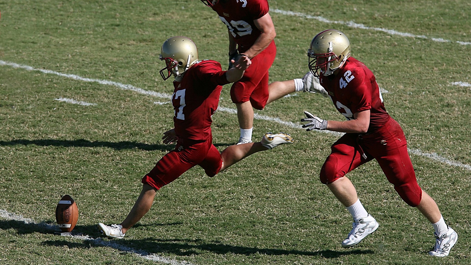职业联赛加强数据分析支持战术决策和球员表现，联赛特性及大数据精细汇总