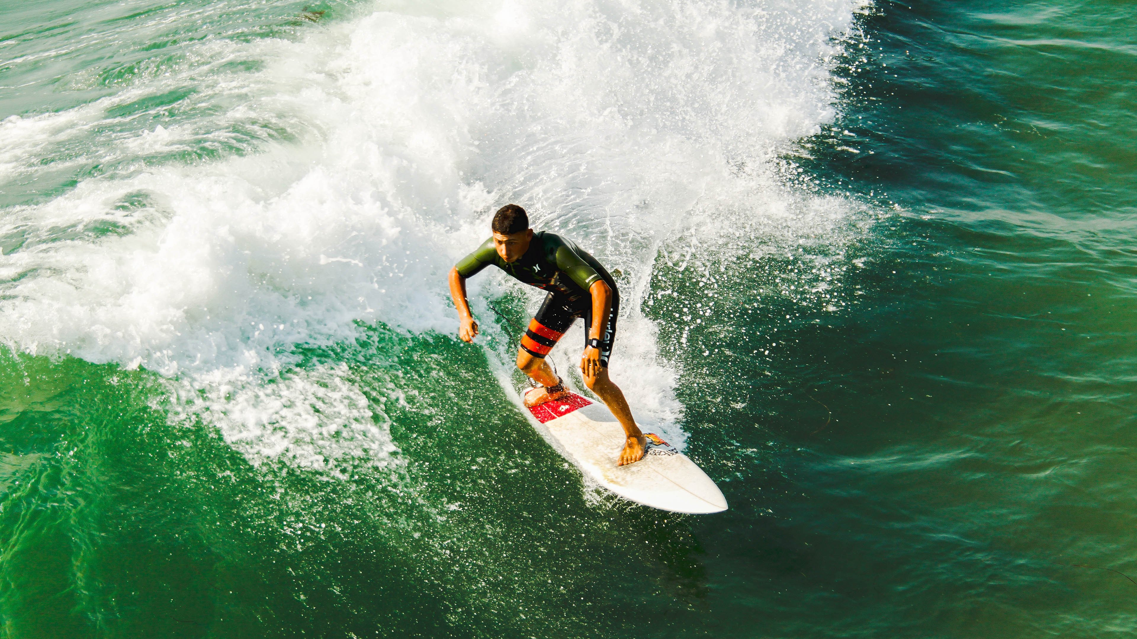 艾比·德尔福：南非队防守端的核心力量，反击转换无缝衔接